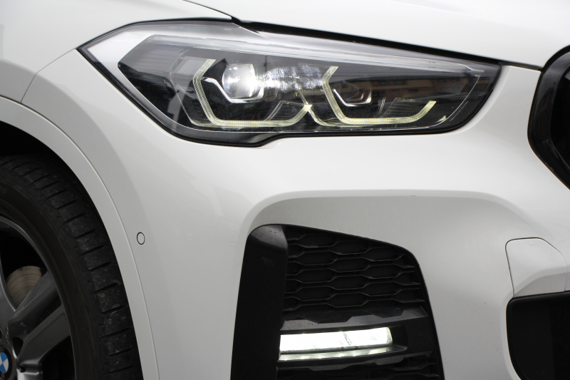 BMW X1 Xdrive18d Mｽﾎﾟｰﾂ 後期 ﾌｪｲｽﾘﾌﾄ後 追従ACC LEDﾍｯﾄﾞﾗｲﾄ&ﾃｰﾙ ﾀｯﾁﾊﾟﾈﾙ対応HDDﾅﾋﾞ新ﾒｰﾀｰ Bluetooth接続 Pｱｼｽﾄ 電動ﾄﾗﾝｸ 衝突軽減ﾌﾞﾚｰｷ 車線逸脱警告 歩行者警告 専用ｴｱﾛ 2年保証