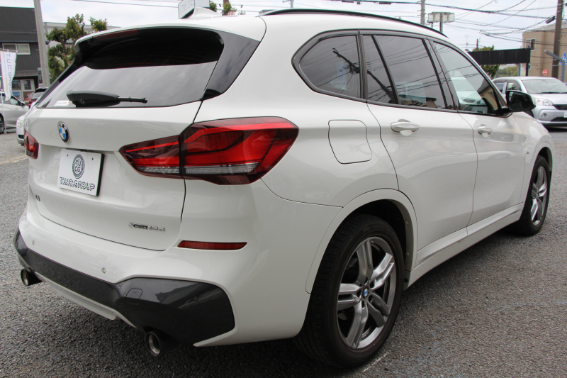 BMW X1 Xdrive18d Mｽﾎﾟｰﾂ 後期 ﾌｪｲｽﾘﾌﾄ後 追従ACC LEDﾍｯﾄﾞﾗｲﾄ&ﾃｰﾙ ﾀｯﾁﾊﾟﾈﾙ対応HDDﾅﾋﾞ新ﾒｰﾀｰ Bluetooth接続 Pｱｼｽﾄ 電動ﾄﾗﾝｸ 衝突軽減ﾌﾞﾚｰｷ 車線逸脱警告 歩行者警告 専用ｴｱﾛ 2年保証