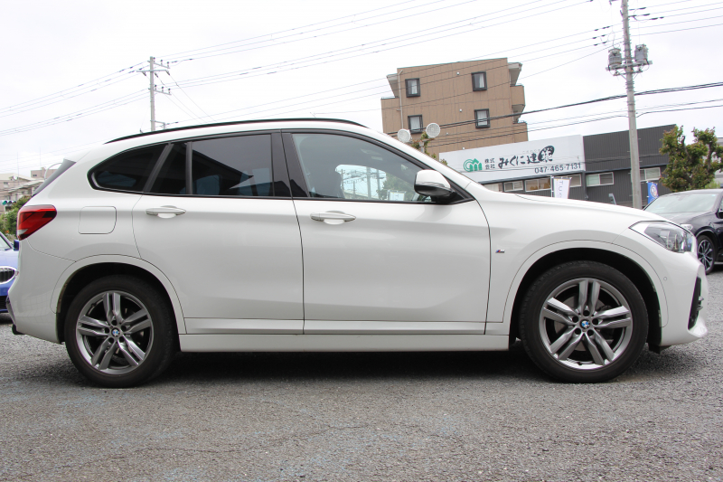 BMW X1 Xdrive18d Mｽﾎﾟｰﾂ 後期 ﾌｪｲｽﾘﾌﾄ後 追従ACC LEDﾍｯﾄﾞﾗｲﾄ&ﾃｰﾙ ﾀｯﾁﾊﾟﾈﾙ対応HDDﾅﾋﾞ新ﾒｰﾀｰ Bluetooth接続 Pｱｼｽﾄ 電動ﾄﾗﾝｸ 衝突軽減ﾌﾞﾚｰｷ 車線逸脱警告 歩行者警告 専用ｴｱﾛ 2年保証