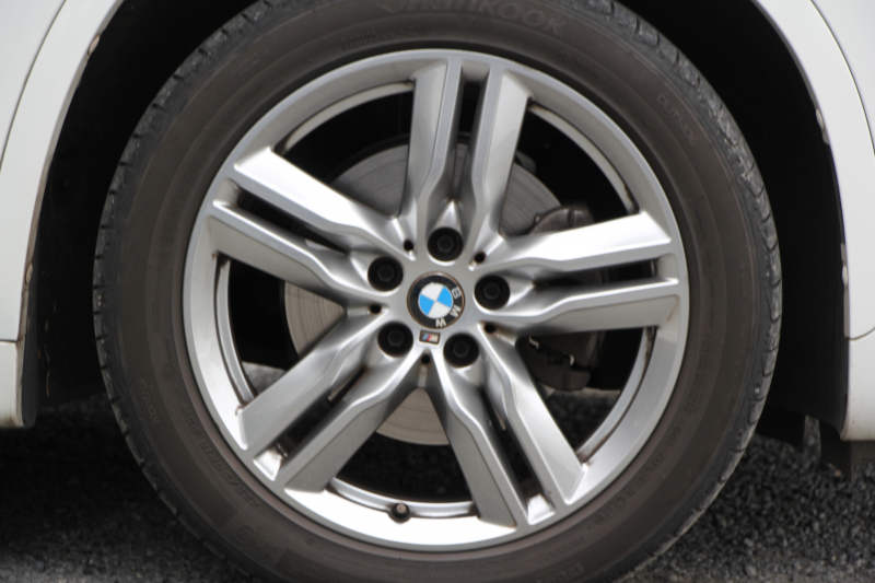 BMW X1 Xdrive18d Mｽﾎﾟｰﾂ 後期 ﾌｪｲｽﾘﾌﾄ後 追従ACC LEDﾍｯﾄﾞﾗｲﾄ&ﾃｰﾙ ﾀｯﾁﾊﾟﾈﾙ対応HDDﾅﾋﾞ新ﾒｰﾀｰ Bluetooth接続 Pｱｼｽﾄ 電動ﾄﾗﾝｸ 衝突軽減ﾌﾞﾚｰｷ 車線逸脱警告 歩行者警告 専用ｴｱﾛ 2年保証