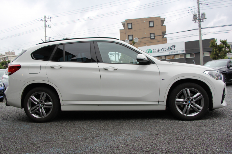 BMW X1 Xdrive18d Mｽﾎﾟｰﾂ 後期 ﾌｪｲｽﾘﾌﾄ後 追従ACC LEDﾍｯﾄﾞﾗｲﾄ&ﾃｰﾙ ﾀｯﾁﾊﾟﾈﾙ対応HDDﾅﾋﾞ新ﾒｰﾀｰ Bluetooth接続 Pｱｼｽﾄ 電動ﾄﾗﾝｸ 衝突軽減ﾌﾞﾚｰｷ 車線逸脱警告 歩行者警告 専用ｴｱﾛ 2年保証