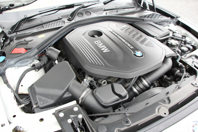 BMW 1シリーズ M140i 後期 340馬力 直6ﾀｰﾎﾞB58新ｴﾝｼﾞﾝ LEDﾍｯﾄﾞﾗｲﾄ ｱﾀﾞﾌﾟﾃｨﾌﾞMｻｽ 専用ﾌﾞﾚｰｷ 専用18AW HDDﾅﾋﾞ衝突軽減ﾌﾞﾚｰｷ 車線逸脱警告 歩行者警告 ﾌﾞﾚｰｷ付ｸﾙｺﾝ 専用ｴｱﾛ 後輪駆動 2年保証