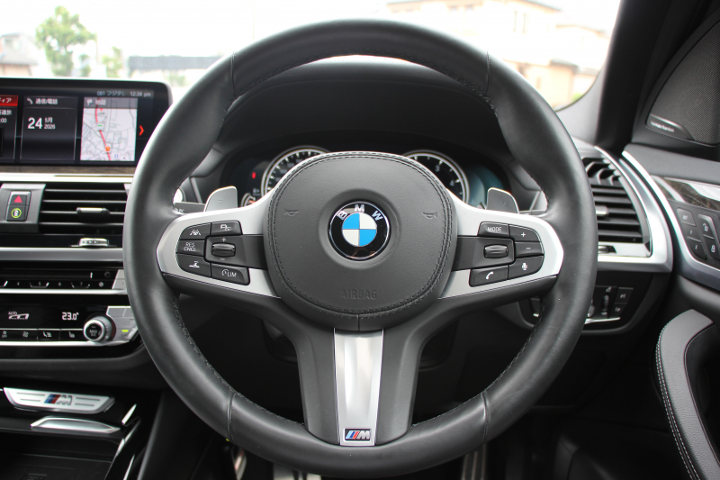 BMW X3 M40d ｾﾚｸﾄP 326馬力 3.0Lﾃﾞｨｰｾﾞﾙﾀｰﾎﾞﾊﾟﾉﾗﾏｻﾝﾙｰﾌ 全席ﾋｰﾀｰ黒革 ﾘｱｼｰﾄ可倒調整 ﾊｰﾏﾝｶｰﾄﾞﾝｻｳﾝﾄﾞindividual21AW 追従ACC HUD 液晶ﾒｰﾀｰ ｽﾃｱﾘﾝｸﾞｻﾎﾟｰﾄ ﾀｯﾁ画面HDDﾅﾋﾞ360度ｶﾒﾗ LEDﾍｯﾄﾞﾗｲﾄ ｵｰﾄﾊｲﾋﾞｰﾑ 専用ﾃﾞﾌ&ﾌﾞﾚｰｷ 2年保証