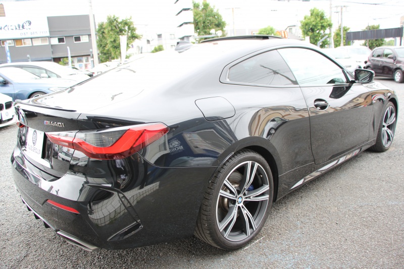 BMW 4シリーズ M440i Xdrive ｸｰﾍﾟｲﾉﾍﾞｰｼｮﾝP 4WD ｻﾝﾙｰﾌ ﾋｰﾀｰ赤革 渋滞ﾊﾝｽﾞｵﾌ ﾊｰﾏﾝｶｰﾄﾞﾝ ﾚｰｻﾞｰﾗｲﾄ ｲﾝﾃﾞｨﾋﾞｼﾞｭｱﾙ19AW 387馬力 直6ﾀｰﾎﾞ追従ACC HUD 360度ｶﾒﾗ 電動ﾄﾗﾝｸ ﾗｲﾌﾞｺｯｸﾋﾟｯﾄ ﾀｯﾁ画面HDDﾅﾋﾞTV ｱｯﾌﾟﾙｶｰﾌﾟﾚｲ 2年保証