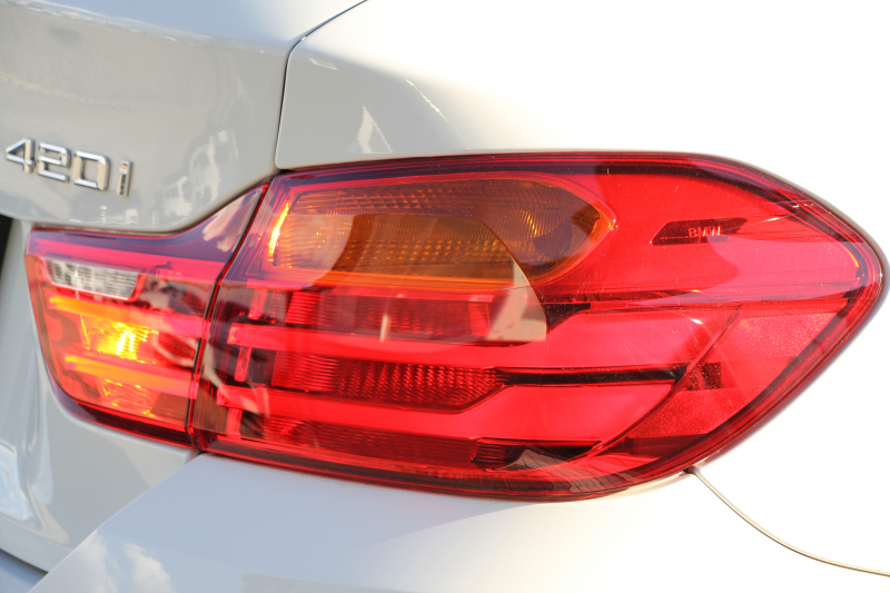 BMW 4シリーズ 420i ｸﾞﾗﾝｸｰﾍﾟｲﾝｽﾀｲﾙ 200台限定車 ﾋｰﾀｰ茶革 追従ACC LEDﾍｯﾄﾞﾗｲﾄ&ﾌｫｸﾞHUD ﾚｰﾝﾁｪﾝｼﾞ警告 ｻﾃﾝｳｲﾝﾄﾞｰﾓｰﾙ 衝突軽減ﾌﾞﾚｰｷ 車線逸脱警告 歩行者警告 ﾌﾙｾｸﾞTV ﾀｯﾁﾊﾟｯﾄﾞ対応HDDﾅﾋﾞ電動ﾄﾗﾝｸ 2年保証