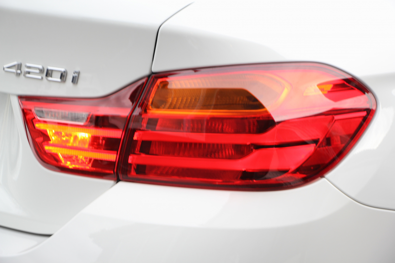 BMW 4シリーズ 420i ｸﾞﾗﾝｸｰﾍﾟｲﾝｽﾀｲﾙ 200台限定車 ﾋｰﾀｰ茶革 追従ACC LEDﾍｯﾄﾞﾗｲﾄ&ﾌｫｸﾞHUD ﾚｰﾝﾁｪﾝｼﾞ警告 ｻﾃﾝｳｲﾝﾄﾞｰﾓｰﾙ 衝突軽減ﾌﾞﾚｰｷ 車線逸脱警告 歩行者警告 ﾌﾙｾｸﾞTV ﾀｯﾁﾊﾟｯﾄﾞ対応HDDﾅﾋﾞ電動ﾄﾗﾝｸ 2年保証