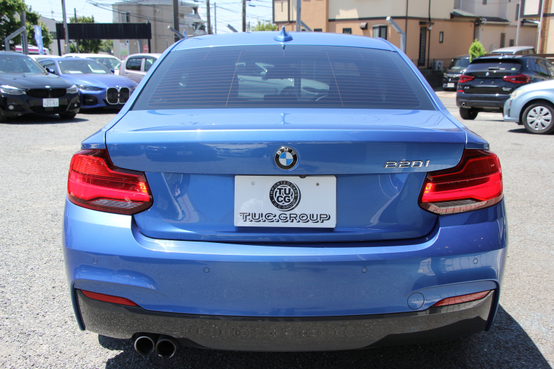 BMW 2シリーズ 220i ｸｰﾍﾟMｽﾎﾟｰﾂ 後期ﾓﾃﾞﾙ ﾌｪｲｽﾘﾌﾄ後 追従ACC LEDﾍｯﾄﾞﾗｲﾄ&ﾃｰﾙ ｵﾌﾟｼｮﾝ18AW ｼｰﾄﾋｰﾀｰ ﾀｯﾁ画面HDDﾅﾋﾞPｱｼｽﾄ Bｶﾒﾗ 左右独立ｵｰﾄｴｱｺﾝ 衝突軽減ﾌﾞﾚｰｷ 車線逸脱警告 歩行者警告 専用ｴｱﾛ Bluetooth接続 2年保証