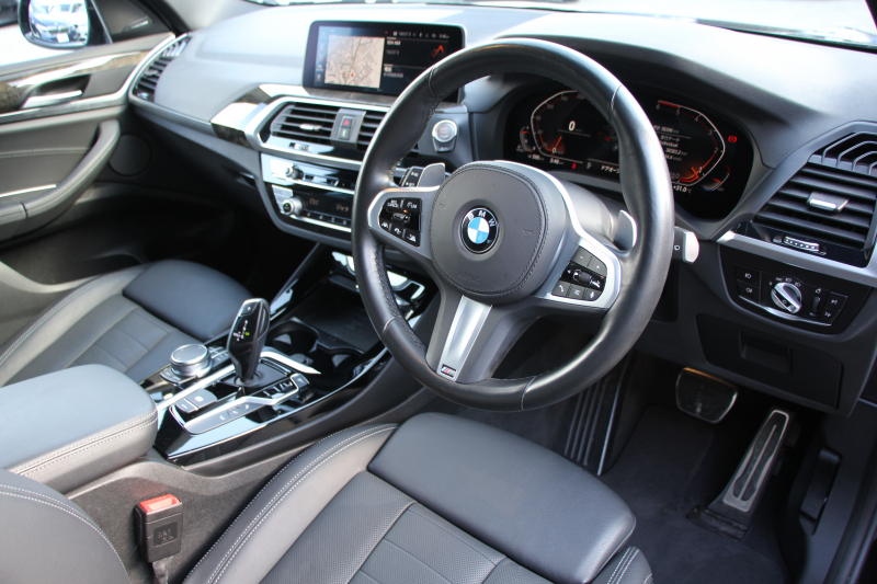 BMW X3 Xdrive20d Mｽﾎﾟｰﾂ ﾊｲﾗｲﾝ ｾﾚｸﾄP 中期 1ｵﾅ 新型式3DA-UZ20 NEWｲﾝﾃﾘｱ ﾊﾟﾉﾗﾏｻﾝR 全席ﾋｰﾀｰ黒革 ﾍﾞﾝﾁﾚｰｼｮﾝ ｵﾌﾟｼｮﾝ20AW BMWﾗｲﾌﾞｺｯｸﾋﾟｯﾄﾞｱｯﾌﾟﾙｶｰﾌﾟﾚｲ ﾀｯﾁ画面対応HDDﾅﾋﾞLEDﾍｯﾄﾞﾗｲﾄ ｵｰﾄﾊｲﾋﾞｰﾑ 360度ｶﾒﾗ 電動ﾘｱｹﾞｰﾄ 2年保証