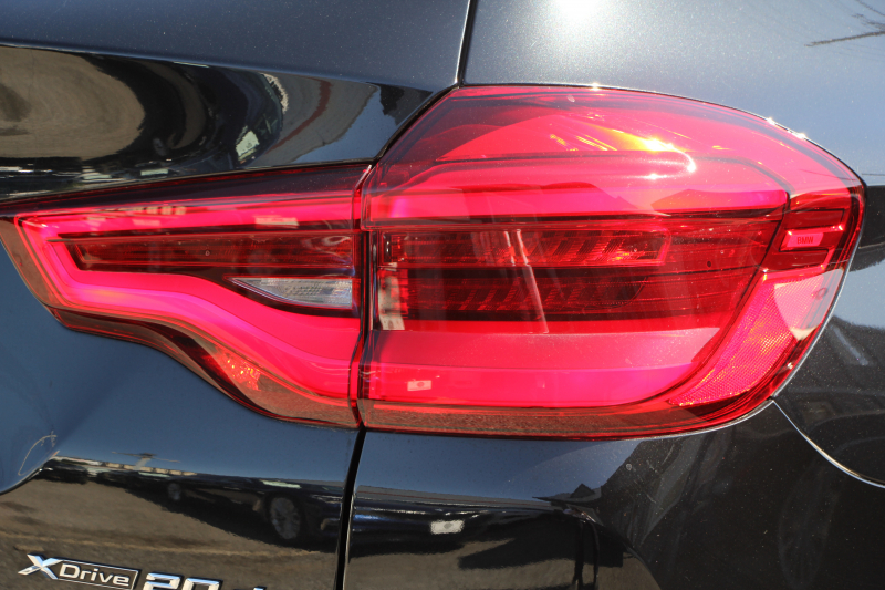 BMW X3 Xdrive20d Mｽﾎﾟｰﾂ ﾊｲﾗｲﾝ 中期 新型式3DA-UZ20 1ｵｰﾅ ｺﾆｬｯｸﾚｻﾞｰ 全席ﾋｰﾀｰ ｵﾌﾟｼｮﾝ20AW ﾘｱｼｰﾄ可倒調整 ｱﾝﾋﾞｴﾝﾄﾗｲﾄ BMWﾗｲﾌﾞｺｯｸﾋﾟｯﾄﾞHUD 変更後ﾀｯﾁ画面HDDﾅﾋﾞｱｯﾌﾟﾙｶｰﾌﾟﾚｲ ｼﾞｪｽﾁｬｰC 360度ｶﾒﾗ 追従ACC 2年保証