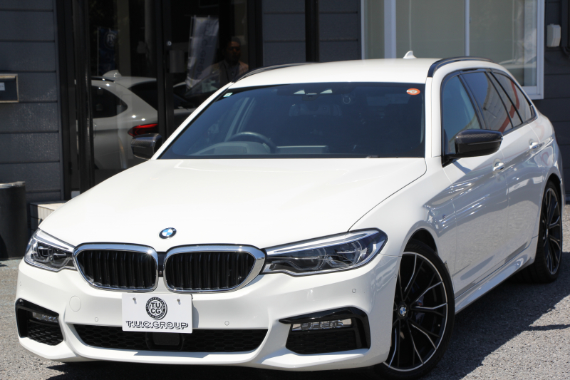 BMW 5シリーズ 530i ﾂｰﾘﾝｸﾞMｽﾎﾟｰﾂ ﾃﾞﾋﾞｭｰP 252馬力 高出力 1ｵﾅ 全席ﾋｰﾀｰ黒革 全ﾄﾞｱｿﾌﾄｸﾛｰｽﾞｼﾞｪｽﾁｬｰC HUD Mﾊﾟﾌｫｰﾏﾝｽ20AW ﾀｯﾁ画面HDDﾅﾋﾞTV 360度ｶﾒﾗ LEDﾍｯﾄﾞﾗｲﾄ ｵｰﾄﾊｲﾋﾞｰﾑ 電動ﾘｱｹﾞｰﾄ 液晶ﾒｰﾀｰ 専用ｴｱﾛ 2年保証