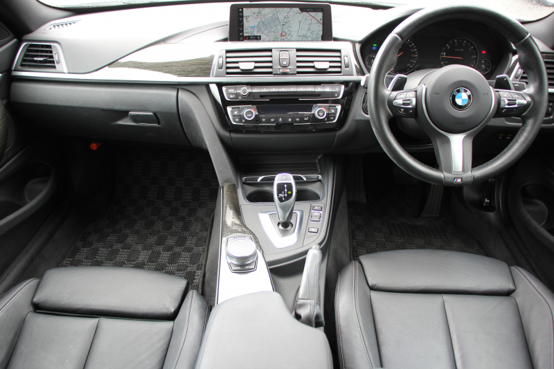 BMW 4シリーズ 420i ｸｰﾍﾟMｽﾎﾟｰﾂ 最終ﾓﾃﾞﾙ 専用LEDｽﾓｰｸﾃｰﾙ&ｴｱﾛﾘｱﾃﾞｨﾌｭｰｻﾞｰ NEWﾙｰﾑﾐﾗｰ 追従ACC ﾚｰﾝﾁｪﾝｼﾞ警告 LEDﾍｯﾄﾞﾗｲﾄ&ﾃｰﾙ ﾋｰﾀｰ黒革 ﾀｯﾁ画面HDDﾅﾋﾞTV 液晶ﾒｰﾀｰ 衝突軽減ﾌﾞﾚｰｷ 車線逸脱警告 歩行者警告 Bｶﾒﾗ Bluetooth接続 2年保証