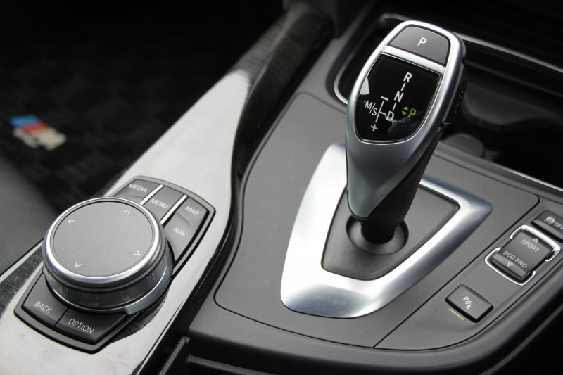 BMW 4シリーズ 420i ｸｰﾍﾟMｽﾎﾟｰﾂ 最終ﾓﾃﾞﾙ 専用LEDｽﾓｰｸﾃｰﾙ&ｴｱﾛﾘｱﾃﾞｨﾌｭｰｻﾞｰ NEWﾙｰﾑﾐﾗｰ 追従ACC ﾚｰﾝﾁｪﾝｼﾞ警告 LEDﾍｯﾄﾞﾗｲﾄ&ﾃｰﾙ ﾋｰﾀｰ黒革 ﾀｯﾁ画面HDDﾅﾋﾞTV 液晶ﾒｰﾀｰ 衝突軽減ﾌﾞﾚｰｷ 車線逸脱警告 歩行者警告 Bｶﾒﾗ Bluetooth接続 2年保証