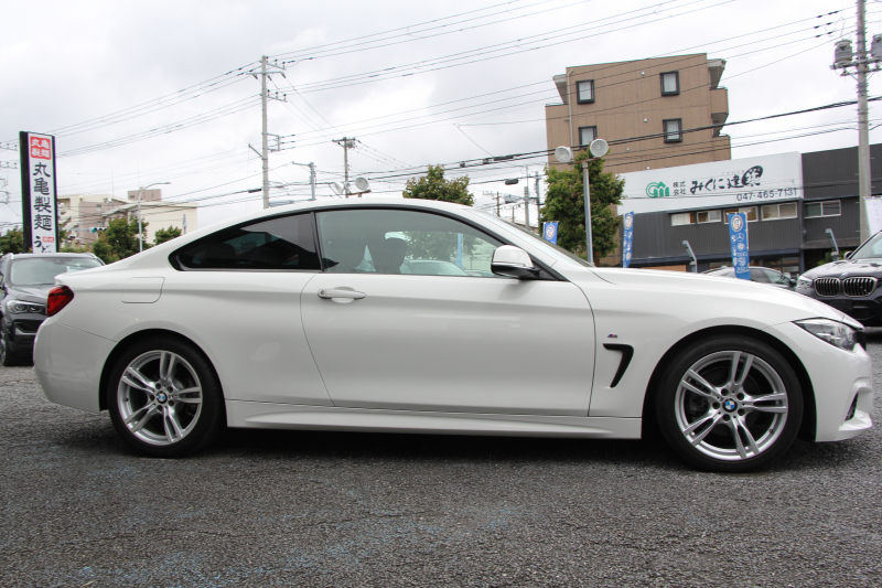 BMW 4シリーズ 420i ｸｰﾍﾟMｽﾎﾟｰﾂ 最終ﾓﾃﾞﾙ 専用LEDｽﾓｰｸﾃｰﾙ&ｴｱﾛﾘｱﾃﾞｨﾌｭｰｻﾞｰ NEWﾙｰﾑﾐﾗｰ 追従ACC ﾚｰﾝﾁｪﾝｼﾞ警告 LEDﾍｯﾄﾞﾗｲﾄ&ﾃｰﾙ ﾋｰﾀｰ黒革 ﾀｯﾁ画面HDDﾅﾋﾞTV 液晶ﾒｰﾀｰ 衝突軽減ﾌﾞﾚｰｷ 車線逸脱警告 歩行者警告 Bｶﾒﾗ Bluetooth接続 2年保証