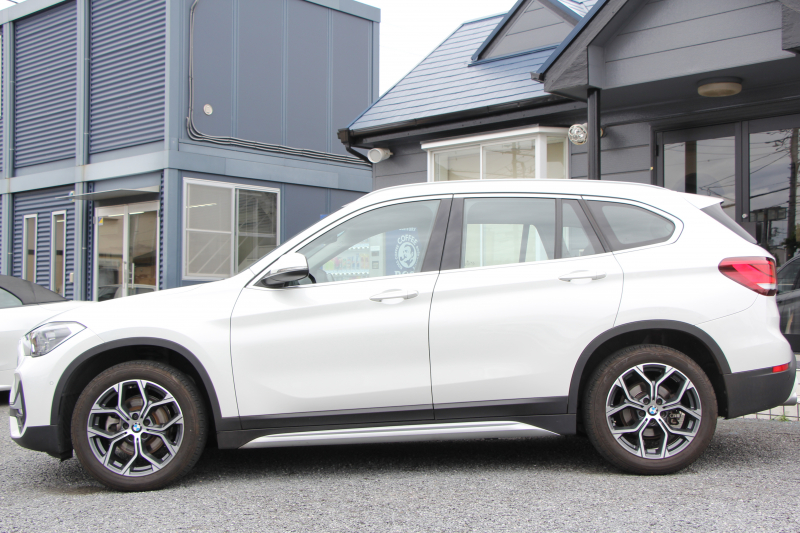 BMW X1 Xdrive18d Xﾗｲﾝ ｴﾃﾞｨｼｮﾝｼﾞｮｲﾌﾟﾗｽ ﾊｲﾗｲﾝ ｺﾝﾌｫｰﾄP 後期 ﾌｪｲｽﾘﾌﾄ後 真珠色 ﾋｰﾀｰ茶革 追従ACC LEDﾍｯﾄﾞﾗｲﾄ&ﾃｰﾙ 電動ﾄﾗﾝｸ ﾀｯﾁ画面HDDﾅﾋﾞ衝突軽減ﾌﾞﾚｰｷ 車線逸脱警告 歩行者警告 専用18AW ｳｯﾄﾞﾊﾟﾈﾙ 2年保証