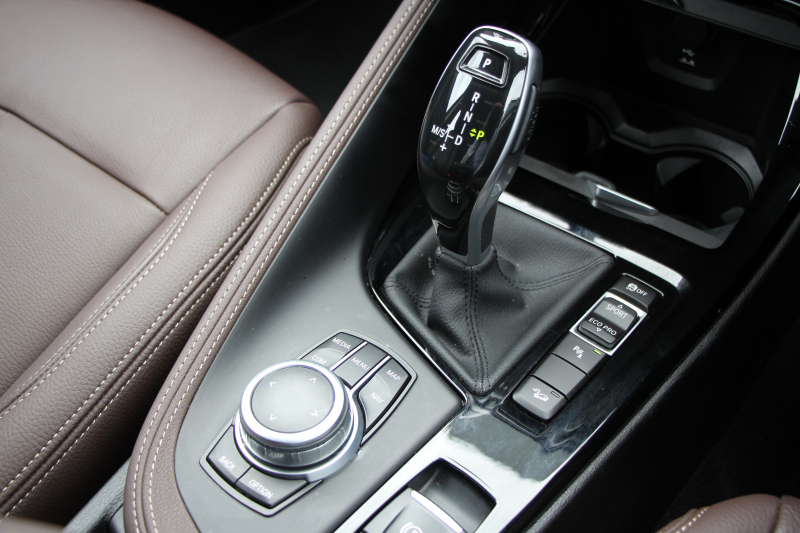 BMW X1 Xdrive18d Xﾗｲﾝ ｴﾃﾞｨｼｮﾝｼﾞｮｲﾌﾟﾗｽ ﾊｲﾗｲﾝ ｺﾝﾌｫｰﾄP 後期 ﾌｪｲｽﾘﾌﾄ後 真珠色 ﾋｰﾀｰ茶革 追従ACC LEDﾍｯﾄﾞﾗｲﾄ&ﾃｰﾙ 電動ﾄﾗﾝｸ ﾀｯﾁ画面HDDﾅﾋﾞ衝突軽減ﾌﾞﾚｰｷ 車線逸脱警告 歩行者警告 専用18AW ｳｯﾄﾞﾊﾟﾈﾙ 2年保証