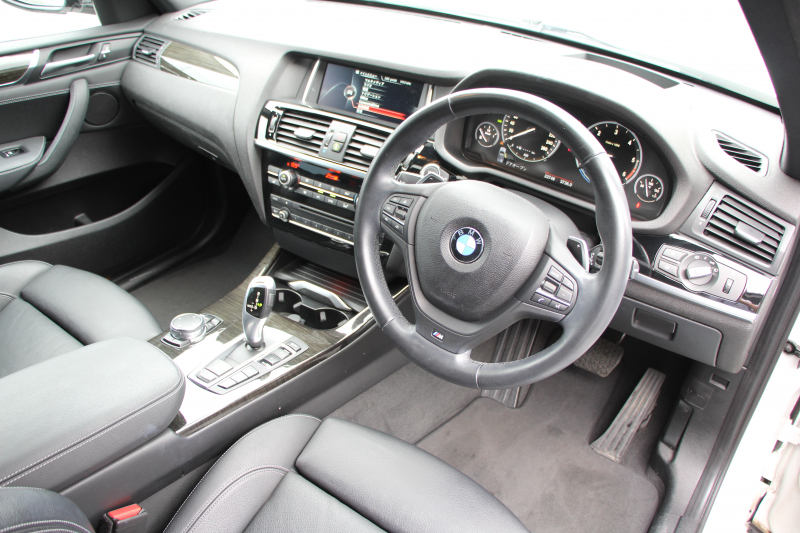 BMW X3 Xdrive20d Mｽﾎﾟｰﾂ 後期ﾓﾃﾞﾙ 1ｵｰﾅ ﾊﾟﾉﾗﾏｻﾝﾙｰﾌ ﾋｰﾀｰ黒革 HUD 追従ACC HDDﾅﾋﾞTV 360度ｶﾒﾗ 電動ﾄﾗﾝｸ ﾊﾟﾄﾞﾙｼﾌﾄ LEDﾌｫｸﾞﾗｲﾄ 専用ｴｱﾛ ｽﾏｰﾄｷｰ 衝突軽減ﾌﾞﾚｰｷ 車線逸脱警告 歩行者警告 ｽﾏｰﾄｷｰ 2年保証