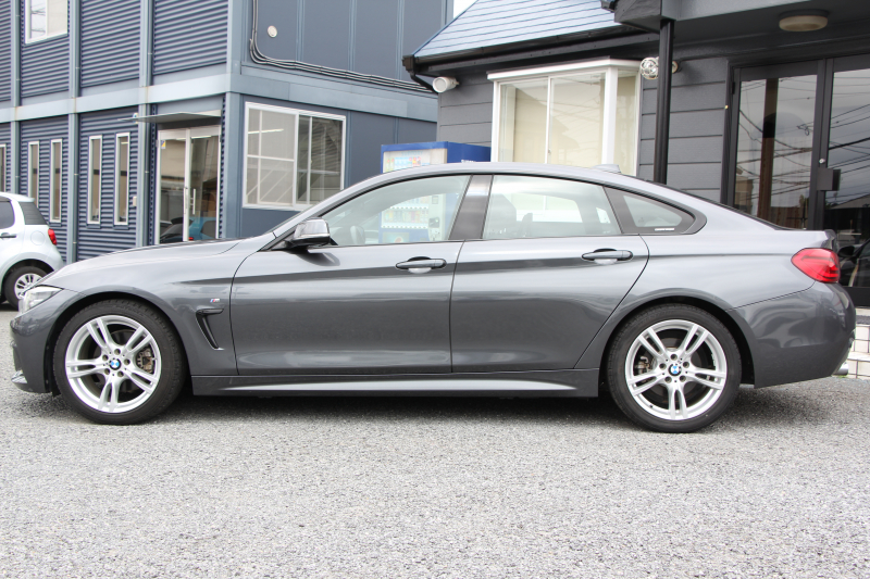 BMW 4シリーズ 420i ｸﾞﾗﾝｸｰﾍﾟMｽﾎﾟｰﾂ ﾌﾟﾗｽP 後期LCI ﾋｰﾀｰ黒革 ﾊｰﾏﾝｶｰﾄﾞﾝ ﾗﾝﾊﾞｰｻﾎﾟｰﾄ 追従ACC ﾚｰﾝﾁｪﾝｼﾞ警告 LEDﾍｯﾄﾞﾗｲﾄ&ﾃｰﾙ ﾀｯﾁ画面HDDﾅﾋﾞﾌﾙｾｸﾞTV 液晶ﾒｰﾀｰ ﾊﾟﾄﾞﾙｼﾌﾄ 電動ﾄﾗﾝｸ 衝突軽減ﾌﾞﾚｰｷ 車線逸脱警告 歩行者警告 2年保証