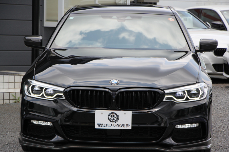 BMW 5シリーズ 530i ｴﾃﾞｨｼｮﾝﾐｯｼｮﾝｲﾝﾎﾟｯｼﾌﾞﾙ 特別仕様車 252馬力 ﾅｲﾄﾌﾞﾙｰﾚｻﾞｰ ｱﾀﾞﾌﾟﾃｨﾌﾞｻｽ ﾊｰﾏﾝｶｰﾄﾞﾝ HUD  追従ACC ｽﾃｱﾘﾝｸﾞｻﾎﾟｰﾄ ﾀｯﾁ画面HDDﾅﾋﾞTV LEDﾍｯﾄﾞﾗｲﾄ ｵｰﾄﾊｲﾋﾞｰﾑ 電動ﾄﾗﾝｸ 360度ｶﾒﾗ 全席ﾋｰﾀｰ ﾌﾞﾗｯｸ19AW 2年保証