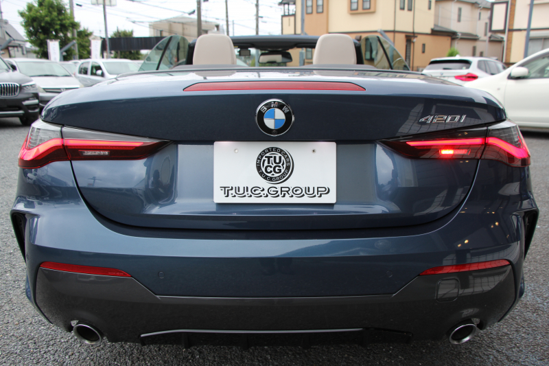 BMW 4シリーズ 420i ｶﾌﾞﾘｵﾚ Mｽﾎﾟｰﾂ ｺﾝﾌｫｰﾄP 1ｵｰﾅ ｵｲｽﾀｰﾚｻﾞｰ ｴｱｶﾗｰ ｼｰﾄﾋｰﾀｰ ﾊｰﾏﾝｶｰﾄﾞﾝ 360度ｶﾒﾗ ｵﾌﾟｼｮﾝ19AW 追従ACC 渋滞ﾊﾝｽﾞｵﾌ LEDﾍｯﾄﾞﾗｲﾄ ｵｰﾄﾊｲﾋﾞｰﾑ ﾀｯﾁ画面HDDﾅﾋﾞｱﾝﾋﾞｴﾝﾄﾗｲﾄ ﾜｲﾔﾚｽ充電 ｱｯﾌﾟﾙｶｰﾌﾟﾚｲ 2年保証