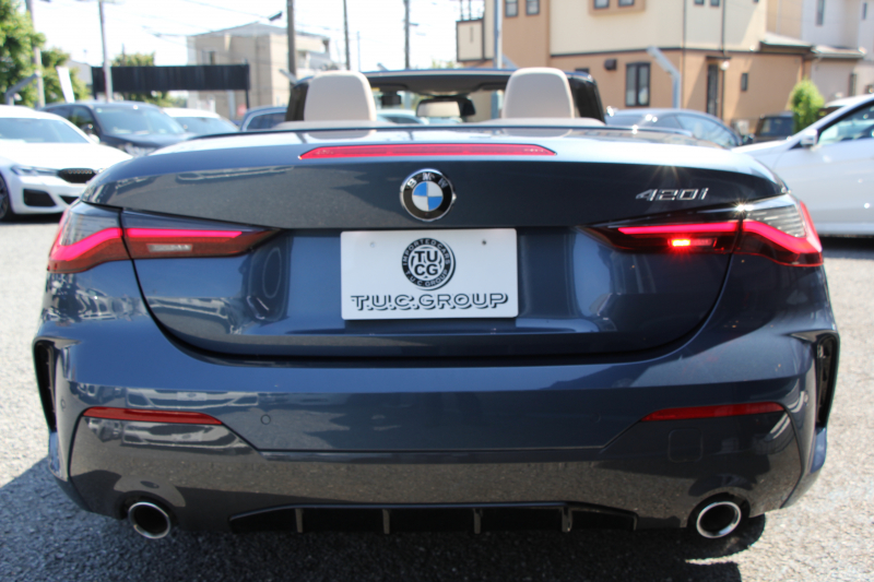 BMW 4シリーズ 420i ｶﾌﾞﾘｵﾚ Mｽﾎﾟｰﾂ ｺﾝﾌｫｰﾄP 1ｵｰﾅ ｵｲｽﾀｰﾚｻﾞｰ ｴｱｶﾗｰ ｼｰﾄﾋｰﾀｰ ﾊｰﾏﾝｶｰﾄﾞﾝ 360度ｶﾒﾗ ｵﾌﾟｼｮﾝ19AW 追従ACC 渋滞ﾊﾝｽﾞｵﾌ LEDﾍｯﾄﾞﾗｲﾄ ｵｰﾄﾊｲﾋﾞｰﾑ ﾀｯﾁ画面HDDﾅﾋﾞｱﾝﾋﾞｴﾝﾄﾗｲﾄ ﾜｲﾔﾚｽ充電 ｱｯﾌﾟﾙｶｰﾌﾟﾚｲ 2年保証