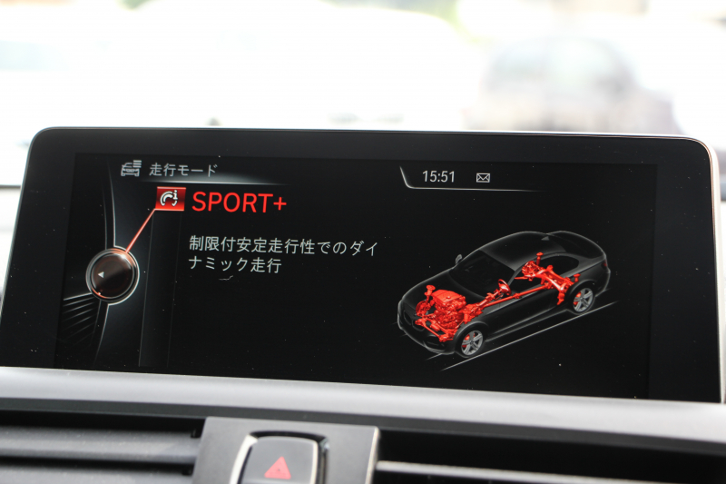 BMW 2シリーズ M235i ｸｰﾍﾟ直6ﾀｰﾎﾞ326馬力 ｱﾀﾞﾌﾟﾃｨﾌﾞMｻｽ ｱﾄﾞﾊﾞﾝﾚｰｼﾝｸﾞ18AW 専用ﾌﾞﾚｰｷ 衝突軽減ﾌﾞﾚｰｷ 車線逸脱警告 歩行者警告 ﾌﾞﾚｰｷ付ｸﾙｺﾝ HDDﾅﾋﾞBluetooth接続 Bｶﾒﾗ&ﾘｱPDC ﾊﾟﾄﾞﾙｼﾌﾄ 左右独立ｴｱｺﾝ 2年保証