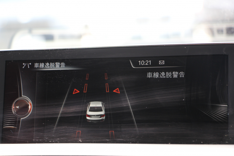 BMW 2シリーズ M235i ｸｰﾍﾟ直6ﾀｰﾎﾞ326馬力 ｱﾀﾞﾌﾟﾃｨﾌﾞMｻｽ 専用ﾌﾞﾚｰｷ Bｶﾒﾗ&ﾘｱ障害物ｿﾅｰ 衝突軽減ﾌﾞﾚｰｷ 車線逸脱警告 歩行者警告 ﾌﾞﾚｰｷ付ｸﾙｺﾝ HDDﾅﾋﾞBluetooth接続 18AW Eibachﾀﾞｳﾝｻｽ ﾊﾟﾄﾞﾙｼﾌﾄ ｽﾏｰﾄｷｰ 2年保証