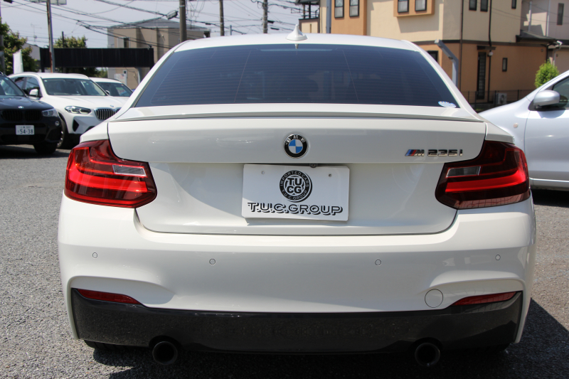 BMW 2シリーズ M235i ｸｰﾍﾟ直6ﾀｰﾎﾞ326馬力 ｱﾀﾞﾌﾟﾃｨﾌﾞMｻｽ 専用ﾌﾞﾚｰｷ Bｶﾒﾗ&ﾘｱ障害物ｿﾅｰ 衝突軽減ﾌﾞﾚｰｷ 車線逸脱警告 歩行者警告 ﾌﾞﾚｰｷ付ｸﾙｺﾝ HDDﾅﾋﾞBluetooth接続 18AW Eibachﾀﾞｳﾝｻｽ ﾊﾟﾄﾞﾙｼﾌﾄ ｽﾏｰﾄｷｰ 2年保証