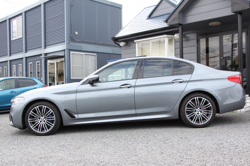 BMW 5シリーズ 540i Xdrive Mｽﾎﾟｰﾂ 4WD ｻﾝﾙｰﾌ ﾅｲﾄﾋﾞｼﾞｮﾝ 直6ﾀｰﾎﾞ340馬力 可変ｻｽ ｺﾝﾌｫｰﾄP ｲﾉﾍﾞｰｼｮﾝP ｱｲﾎﾞﾘｰﾚｻﾞｰ 全ﾋｰﾀｰ ﾏｯｻｰｼﾞﾍﾞﾝﾁﾚｰﾀｰ ﾃﾞｨｽﾌﾟﾚｲｷｰ ﾘﾓｰﾄP ﾊｰﾏﾝｶｰﾄﾞﾝ 液晶ﾒｰﾀｰ HUD 追ACC LED/H ﾀｯﾁ画面ﾅﾋﾞ2年保証