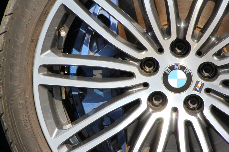 BMW 5シリーズ 540i Xdrive Mｽﾎﾟｰﾂ 4WD ｻﾝﾙｰﾌ ﾅｲﾄﾋﾞｼﾞｮﾝ 直6ﾀｰﾎﾞ340馬力 可変ｻｽ ｺﾝﾌｫｰﾄP ｲﾉﾍﾞｰｼｮﾝP ｱｲﾎﾞﾘｰﾚｻﾞｰ 全ﾋｰﾀｰ ﾏｯｻｰｼﾞﾍﾞﾝﾁﾚｰﾀｰ ﾃﾞｨｽﾌﾟﾚｲｷｰ ﾘﾓｰﾄP ﾊｰﾏﾝｶｰﾄﾞﾝ 液晶ﾒｰﾀｰ HUD 追ACC LED/H ﾀｯﾁ画面ﾅﾋﾞ2年保証