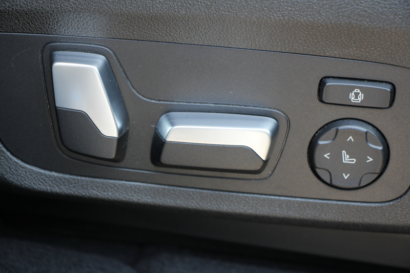 BMW X3 Xdrive20d Mｽﾎﾟｰﾂ ﾊｲﾗｲﾝ 全席ﾋｰﾀｰ黒革 ｵﾌﾟｼｮﾝ20AW HUD LEDﾍｯﾄﾞﾗｲﾄ ｵｰﾄﾊｲﾋﾞｰﾑ ﾀｯﾁﾊﾟﾈﾙ対応HDDﾅﾋﾞTV 液晶ﾒｰﾀｰ 360度ｶﾒﾗ ｽﾃｱﾘﾝｸﾞｻﾎﾟｰﾄ 追従ACC 衝突軽減ﾌﾞﾚｰｷ 電動ﾄﾗﾝｸ ｱﾝﾋﾞｴﾝﾄﾗｲﾄ 2年保証
