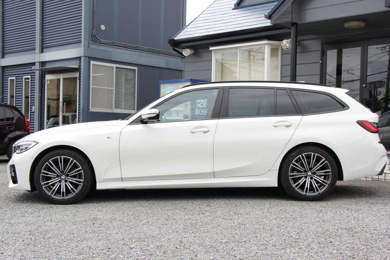 BMW 3シリーズ 320d Xdrive ﾂｰﾘﾝｸﾞMｽﾎﾟｰﾂ ﾊｲﾗｲﾝ 1ｵﾅ 4WD ﾋｰﾀｰ黒革 HUD 渋滞ﾊﾝｽﾞｵﾌ LEDﾍｯﾄﾞﾗｲﾄ ｵｰﾄﾊｲﾋﾞｰﾑ ｱｯﾌﾟﾙｶｰﾌﾟﾚｲ ﾀｯﾁ画面HDDﾅﾋﾞBMWﾗｲﾌﾞｺｯｸﾋﾟｯﾄﾞ電動ﾘｱｹﾞｰﾄ 追従ACC ｱﾝﾋﾞｴﾝﾄﾗｲﾄ ﾊﾟｰｷﾝｸﾞｱｼｽﾄ 2年保証