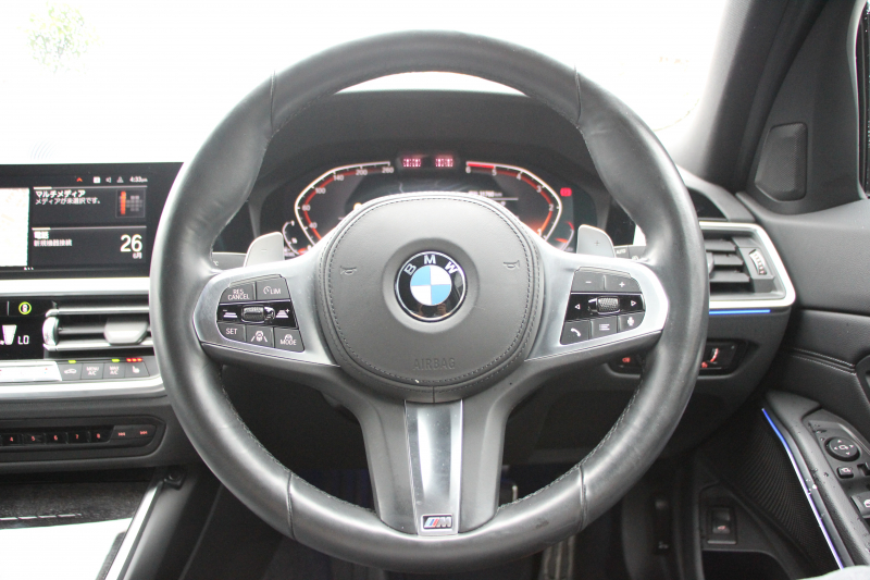 BMW 3シリーズ 320d Xdrive ﾂｰﾘﾝｸﾞMｽﾎﾟｰﾂ ﾊｲﾗｲﾝ 1ｵﾅ 4WD ﾋｰﾀｰ黒革 HUD 渋滞ﾊﾝｽﾞｵﾌ LEDﾍｯﾄﾞﾗｲﾄ ｵｰﾄﾊｲﾋﾞｰﾑ ｱｯﾌﾟﾙｶｰﾌﾟﾚｲ ﾀｯﾁ画面HDDﾅﾋﾞBMWﾗｲﾌﾞｺｯｸﾋﾟｯﾄﾞ電動ﾘｱｹﾞｰﾄ 追従ACC ｱﾝﾋﾞｴﾝﾄﾗｲﾄ ﾊﾟｰｷﾝｸﾞｱｼｽﾄ 2年保証