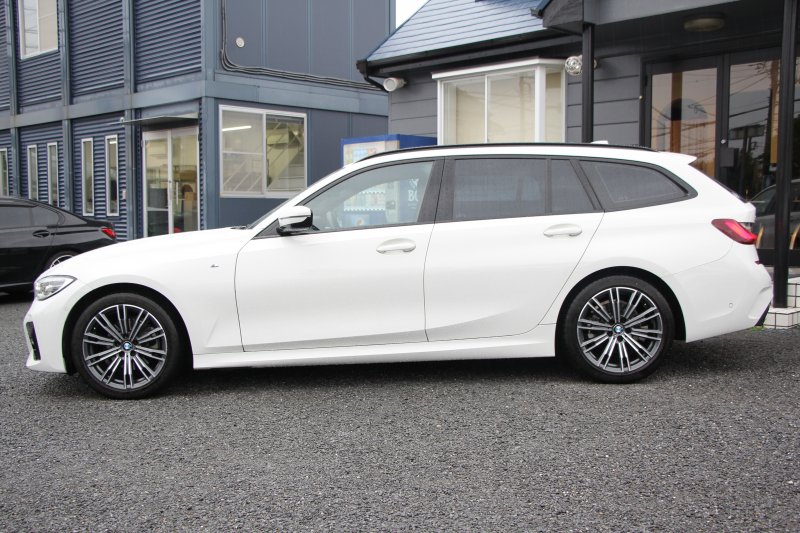 BMW 3シリーズ 320d Xdrive ﾂｰﾘﾝｸﾞMｽﾎﾟｰﾂ ﾊｲﾗｲﾝ 1ｵﾅ 4WD ﾋｰﾀｰ黒革 HUD 渋滞ﾊﾝｽﾞｵﾌ LEDﾍｯﾄﾞﾗｲﾄ ｵｰﾄﾊｲﾋﾞｰﾑ ｱｯﾌﾟﾙｶｰﾌﾟﾚｲ ﾀｯﾁ画面HDDﾅﾋﾞBMWﾗｲﾌﾞｺｯｸﾋﾟｯﾄﾞ電動ﾘｱｹﾞｰﾄ 追従ACC ｱﾝﾋﾞｴﾝﾄﾗｲﾄ ﾊﾟｰｷﾝｸﾞｱｼｽﾄ 2年保証