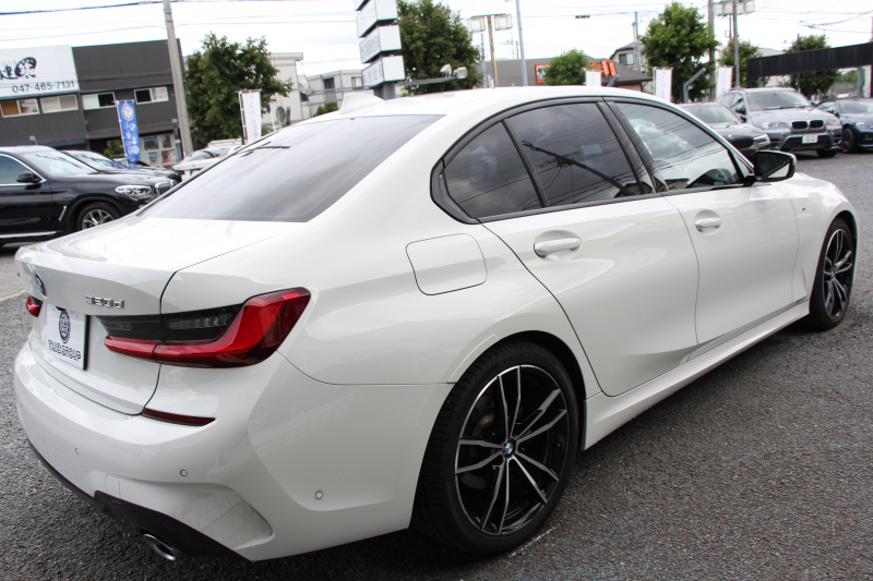 BMW 3シリーズ 320d Xdrive Mｽﾎﾟｰﾂ ｲﾉﾍﾞｰｼｮﾝP ﾃﾞﾋﾞｭｰP ｺﾝﾌｫｰﾄP 4WD ﾋｰﾀｰ黒革  BMWﾚｰｻﾞｰﾗｲﾄ HUD ｼﾞｪｽﾁｬｰC 追従ACC ｽﾃｱﾘﾝｸﾞｻﾎﾟｰﾄ 19AW ｱｯﾌﾟﾙｶｰﾌﾟﾚｲ ﾀｯﾁ画面HDDﾅﾋﾞ地ﾃﾞｼﾞ BMWﾗｲﾌﾞｺｯｸﾋﾟｯﾄﾞ電動ﾄﾗﾝｸ Hi-fiｽﾋﾟｰｶｰ 2年保証