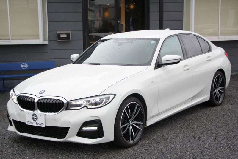 BMW 3シリーズ 320d Xdrive Mｽﾎﾟｰﾂ ｲﾉﾍﾞｰｼｮﾝP ﾃﾞﾋﾞｭｰP ｺﾝﾌｫｰﾄP 4WD ﾋｰﾀｰ黒革  BMWﾚｰｻﾞｰﾗｲﾄ HUD ｼﾞｪｽﾁｬｰC 追従ACC ｽﾃｱﾘﾝｸﾞｻﾎﾟｰﾄ 19AW ｱｯﾌﾟﾙｶｰﾌﾟﾚｲ ﾀｯﾁ画面HDDﾅﾋﾞ地ﾃﾞｼﾞ BMWﾗｲﾌﾞｺｯｸﾋﾟｯﾄﾞ電動ﾄﾗﾝｸ Hi-fiｽﾋﾟｰｶｰ 2年保証