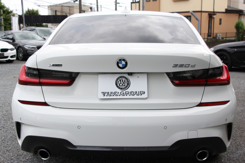 BMW 3シリーズ 320d Xdrive Mｽﾎﾟｰﾂ ｲﾉﾍﾞｰｼｮﾝP ﾃﾞﾋﾞｭｰP ｺﾝﾌｫｰﾄP 4WD ﾋｰﾀｰ黒革  BMWﾚｰｻﾞｰﾗｲﾄ HUD ｼﾞｪｽﾁｬｰC 追従ACC ｽﾃｱﾘﾝｸﾞｻﾎﾟｰﾄ 19AW ｱｯﾌﾟﾙｶｰﾌﾟﾚｲ ﾀｯﾁ画面HDDﾅﾋﾞ地ﾃﾞｼﾞ BMWﾗｲﾌﾞｺｯｸﾋﾟｯﾄﾞ電動ﾄﾗﾝｸ Hi-fiｽﾋﾟｰｶｰ 2年保証