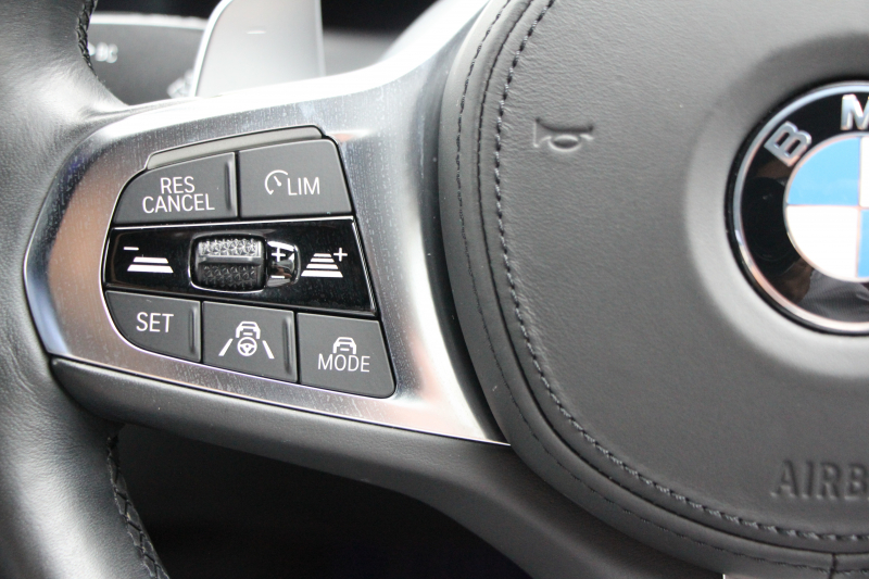 BMW 3シリーズ 320d Xdrive Mｽﾎﾟｰﾂ ｲﾉﾍﾞｰｼｮﾝP ﾃﾞﾋﾞｭｰP ｺﾝﾌｫｰﾄP 4WD ﾋｰﾀｰ黒革  BMWﾚｰｻﾞｰﾗｲﾄ HUD ｼﾞｪｽﾁｬｰC 追従ACC ｽﾃｱﾘﾝｸﾞｻﾎﾟｰﾄ 19AW ｱｯﾌﾟﾙｶｰﾌﾟﾚｲ ﾀｯﾁ画面HDDﾅﾋﾞ地ﾃﾞｼﾞ BMWﾗｲﾌﾞｺｯｸﾋﾟｯﾄﾞ電動ﾄﾗﾝｸ Hi-fiｽﾋﾟｰｶｰ 2年保証