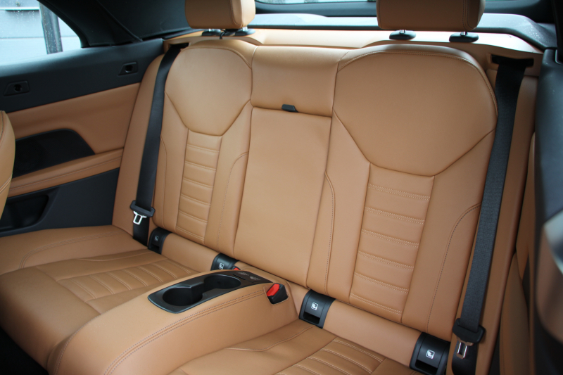BMW 4シリーズ 420i ｶﾌﾞﾘｵﾚ Mｽﾎﾟｰﾂ ｺﾝﾌｫｰﾄP 1ｵｰﾅ ｼﾙﾊﾞｰﾄｯﾌﾟｺﾆｬｯｸﾚｻﾞｰ ｴｱｶﾗｰ ｼｰﾄﾋｰﾀｰ 360度ｶﾒﾗ ｵﾌﾟｼｮﾝ19AW 追従ACC 渋滞ﾊﾝｽﾞｵﾌ LEDﾍｯﾄﾞﾗｲﾄ ｵｰﾄﾊｲﾋﾞｰﾑ ﾀｯﾁ画面HDDﾅﾋﾞｱﾝﾋﾞｴﾝﾄﾗｲﾄ ﾜｲﾔﾚｽ充電 ｱｯﾌﾟﾙｶｰﾌﾟﾚｲ 2年保証