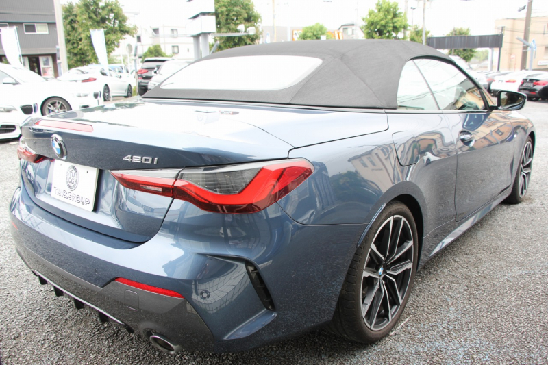 BMW 4シリーズ 420i ｶﾌﾞﾘｵﾚ Mｽﾎﾟｰﾂ ｺﾝﾌｫｰﾄP 1ｵｰﾅ ｼﾙﾊﾞｰﾄｯﾌﾟｺﾆｬｯｸﾚｻﾞｰ ｴｱｶﾗｰ ｼｰﾄﾋｰﾀｰ 360度ｶﾒﾗ ｵﾌﾟｼｮﾝ19AW 追従ACC 渋滞ﾊﾝｽﾞｵﾌ LEDﾍｯﾄﾞﾗｲﾄ ｵｰﾄﾊｲﾋﾞｰﾑ ﾀｯﾁ画面HDDﾅﾋﾞｱﾝﾋﾞｴﾝﾄﾗｲﾄ ﾜｲﾔﾚｽ充電 ｱｯﾌﾟﾙｶｰﾌﾟﾚｲ 2年保証