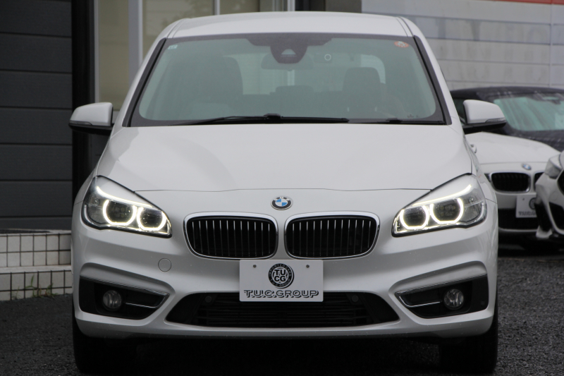 BMW 2シリーズ 218d ｸﾞﾗﾝﾂｱﾗｰ ﾗｸﾞｼﾞｭｱﾘｰ 真珠色 ADｱｸﾃｨﾌﾞｾｰﾌﾃｨ 追従ACC HUD ｻﾄﾞﾙﾌﾞﾗｳﾝﾚｻﾞｰ ｼｰﾄﾋｰﾀｰ 3列7人乗り変更後ﾀｯﾁ画面対応NEWﾅﾋﾞLEDﾍｯﾄﾞﾗｲﾄ MｽﾎﾟｰﾂOP18AW Pｱｼｽﾄ Bｶﾒﾗ ｲﾝﾃﾘｾｰﾌ ｺﾝﾌｫｰﾄP 電動Rｹﾞｰﾄ 2年保証