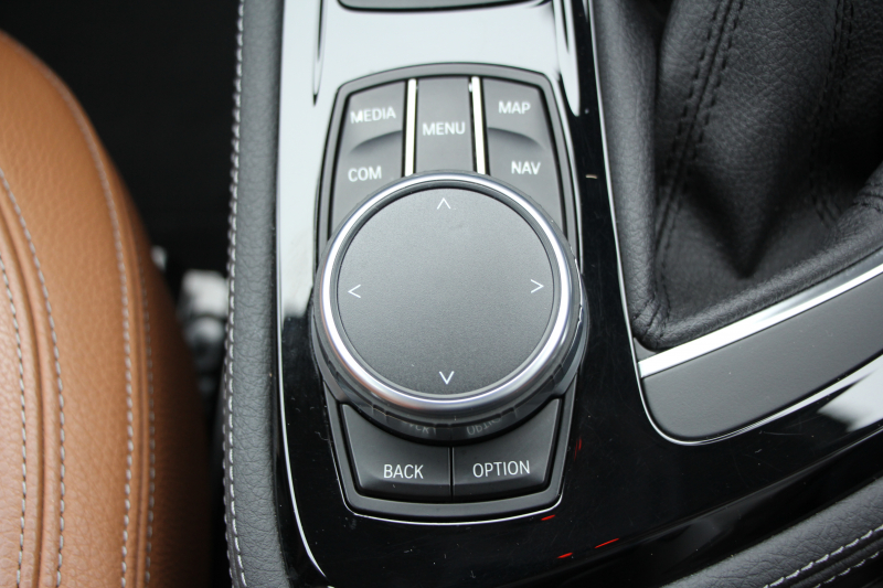 BMW 2シリーズ 218d ｸﾞﾗﾝﾂｱﾗｰ ﾗｸﾞｼﾞｭｱﾘｰ 真珠色 ADｱｸﾃｨﾌﾞｾｰﾌﾃｨ 追従ACC HUD ｻﾄﾞﾙﾌﾞﾗｳﾝﾚｻﾞｰ ｼｰﾄﾋｰﾀｰ 3列7人乗り変更後ﾀｯﾁ画面対応NEWﾅﾋﾞLEDﾍｯﾄﾞﾗｲﾄ MｽﾎﾟｰﾂOP18AW Pｱｼｽﾄ Bｶﾒﾗ ｲﾝﾃﾘｾｰﾌ ｺﾝﾌｫｰﾄP 電動Rｹﾞｰﾄ 2年保証