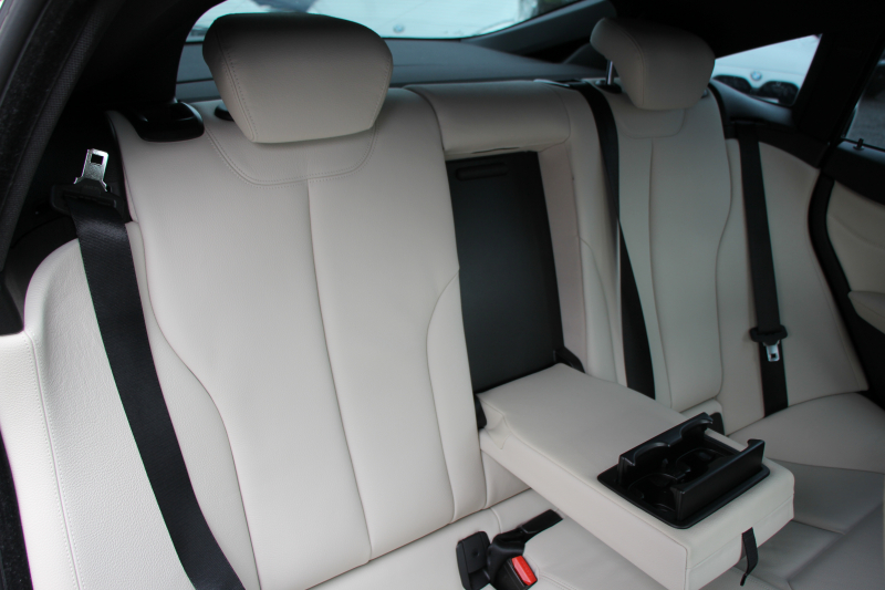 BMW 4シリーズ 420i ｸﾞﾗﾝｸｰﾍﾟMｽﾎﾟｰﾂ ｱｲﾎﾞﾘｰﾎﾜｲﾄﾚｻﾞｰ ｼｰﾄﾋｰﾀｰ 追従ACC REMUSﾏﾌﾗｰ 後期仕様ﾌﾙLEDﾃｰﾙ 衝突軽減ﾌﾞﾚｰｷ 車線逸脱警告 歩行者警告 HDDﾅﾋﾞBluetooth接続 ﾊﾟﾄﾞﾙｼﾌﾄ 専用ｴｱﾛ 電動ﾘｱｹﾞｰﾄ 2年保証