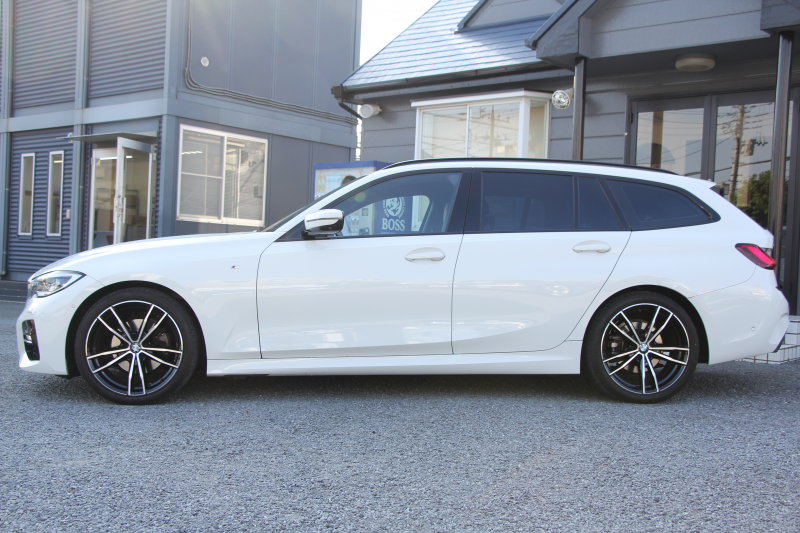 BMW 3シリーズ 320d Xdrive ﾂｰﾘﾝｸﾞMｽﾎﾟｰﾂ ﾊｲﾗｲﾝ ｲﾉﾍﾞｰｼｮﾝP 1ｵｰﾅ ﾊﾟﾉﾗﾏｻﾝR ｺﾆｬｯｸﾚｻﾞｰ ﾚｰｻﾞｰﾗｲﾄ HUD ｼﾞｪｽﾁｬｰC ｵﾌﾟｼｮﾝ19AW 渋滞ﾊﾝｽﾞｵﾌ 追従ACC 360度ｶﾒﾗ 電動ﾄﾗﾝｸ ｱﾝﾋﾞｴﾝﾄﾗｲﾄ ｵｰﾄﾊｲﾋﾞ-ﾑ ﾀｯﾁ画面HDDﾅﾋﾞ2年保証