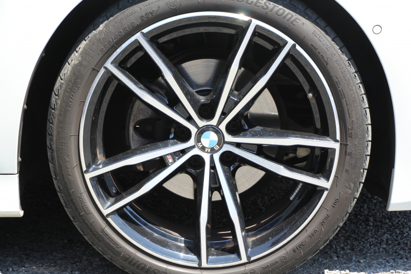 BMW 3シリーズ 320d Xdrive ﾂｰﾘﾝｸﾞMｽﾎﾟｰﾂ ﾊｲﾗｲﾝ ｲﾉﾍﾞｰｼｮﾝP 1ｵｰﾅ ﾊﾟﾉﾗﾏｻﾝR ｺﾆｬｯｸﾚｻﾞｰ ﾚｰｻﾞｰﾗｲﾄ HUD ｼﾞｪｽﾁｬｰC ｵﾌﾟｼｮﾝ19AW 渋滞ﾊﾝｽﾞｵﾌ 追従ACC 360度ｶﾒﾗ 電動ﾄﾗﾝｸ ｱﾝﾋﾞｴﾝﾄﾗｲﾄ ｵｰﾄﾊｲﾋﾞ-ﾑ ﾀｯﾁ画面HDDﾅﾋﾞ2年保証