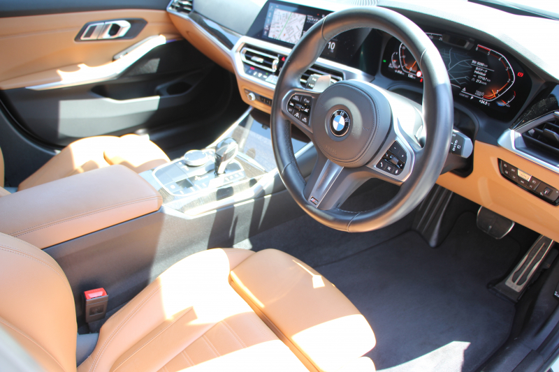 BMW 3シリーズ 320d Xdrive ﾂｰﾘﾝｸﾞMｽﾎﾟｰﾂ ﾊｲﾗｲﾝ ｲﾉﾍﾞｰｼｮﾝP 1ｵｰﾅ ﾊﾟﾉﾗﾏｻﾝR ｺﾆｬｯｸﾚｻﾞｰ ﾚｰｻﾞｰﾗｲﾄ HUD ｼﾞｪｽﾁｬｰC ｵﾌﾟｼｮﾝ19AW 渋滞ﾊﾝｽﾞｵﾌ 追従ACC 360度ｶﾒﾗ 電動ﾄﾗﾝｸ ｱﾝﾋﾞｴﾝﾄﾗｲﾄ ｵｰﾄﾊｲﾋﾞ-ﾑ ﾀｯﾁ画面HDDﾅﾋﾞ2年保証