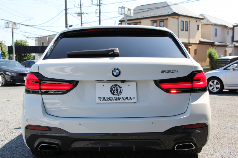BMW 5シリーズ 530i ﾂｰﾘﾝｸﾞMｽﾎﾟｰﾂ ｾﾚｸﾄP 後期 1ｵﾅ 高出力 252馬力 ﾊﾟﾉﾗﾏｻﾝﾙｰﾌ 全席ﾋｰﾀｰ黒革 ﾊｰﾏﾝｶｰﾄﾞﾝｻﾗｳﾝﾄﾞｱﾀﾞﾌﾟﾃｨﾌﾞｻｽ Mspﾌﾞﾚｰｷ ｻﾝﾌﾟﾛﾃｸｼｮﾝｶﾞﾗｽ 渋滞ﾊﾝｽﾞｵﾌ 追従ACC HUD LEDﾍｯﾄﾞﾗｲﾄ 360度ｶﾒﾗ ｱｯﾌﾟﾙｶｰﾌﾟﾚｲ 2年保証