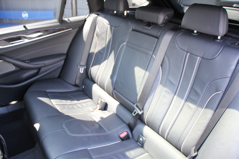 BMW 5シリーズ 530i ﾂｰﾘﾝｸﾞMｽﾎﾟｰﾂ ｾﾚｸﾄP 後期 1ｵﾅ 高出力 252馬力 ﾊﾟﾉﾗﾏｻﾝﾙｰﾌ 全席ﾋｰﾀｰ黒革 ﾊｰﾏﾝｶｰﾄﾞﾝｻﾗｳﾝﾄﾞｱﾀﾞﾌﾟﾃｨﾌﾞｻｽ Mspﾌﾞﾚｰｷ ｻﾝﾌﾟﾛﾃｸｼｮﾝｶﾞﾗｽ 渋滞ﾊﾝｽﾞｵﾌ 追従ACC HUD LEDﾍｯﾄﾞﾗｲﾄ 360度ｶﾒﾗ ｱｯﾌﾟﾙｶｰﾌﾟﾚｲ 2年保証