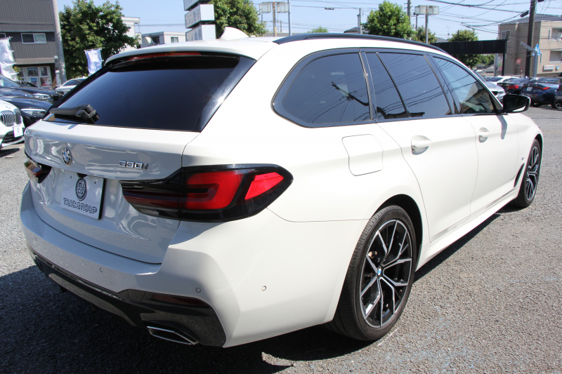 BMW 5シリーズ 530i ﾂｰﾘﾝｸﾞMｽﾎﾟｰﾂ ｾﾚｸﾄP 後期 1ｵﾅ 高出力 252馬力 ﾊﾟﾉﾗﾏｻﾝﾙｰﾌ 全席ﾋｰﾀｰ黒革 ﾊｰﾏﾝｶｰﾄﾞﾝｻﾗｳﾝﾄﾞｱﾀﾞﾌﾟﾃｨﾌﾞｻｽ Mspﾌﾞﾚｰｷ ｻﾝﾌﾟﾛﾃｸｼｮﾝｶﾞﾗｽ 渋滞ﾊﾝｽﾞｵﾌ 追従ACC HUD LEDﾍｯﾄﾞﾗｲﾄ 360度ｶﾒﾗ ｱｯﾌﾟﾙｶｰﾌﾟﾚｲ 2年保証