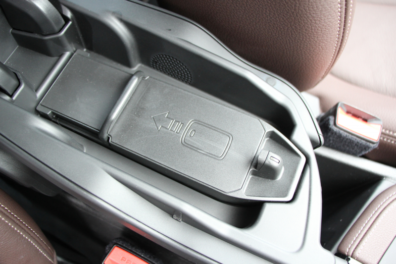 BMW X1 Xdrive18d Xﾗｲﾝ ﾊｲﾗｲﾝ 後期 1ｵｰﾅ 真珠色 ｺﾝﾌｫｰﾄP 追従ACC ﾋｰﾀｰ茶革 LEDﾍｯﾄﾞﾗｲﾄ&ﾃｰﾙ ﾜｲﾔﾚｽ充電 ｽﾗｲﾃﾞｨﾝｸﾞﾘｱｼｰﾄ ﾀｯﾁ画面HDDﾅﾋﾞPｱｼｽﾄ 電動Rｹﾞｰﾄ 衝突軽減ﾌﾞﾚｰｷ 車線逸脱警告 歩行者警告 2年保証