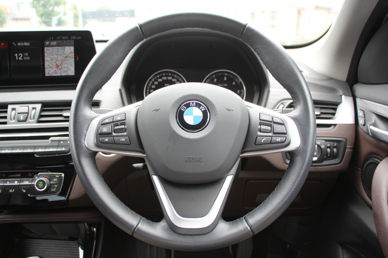 BMW X1 Xdrive18d Xﾗｲﾝ ﾊｲﾗｲﾝ 後期 1ｵｰﾅ 真珠色 ｺﾝﾌｫｰﾄP 追従ACC ﾋｰﾀｰ茶革 LEDﾍｯﾄﾞﾗｲﾄ&ﾃｰﾙ ﾜｲﾔﾚｽ充電 ｽﾗｲﾃﾞｨﾝｸﾞﾘｱｼｰﾄ ﾀｯﾁ画面HDDﾅﾋﾞPｱｼｽﾄ 電動Rｹﾞｰﾄ 衝突軽減ﾌﾞﾚｰｷ 車線逸脱警告 歩行者警告 2年保証